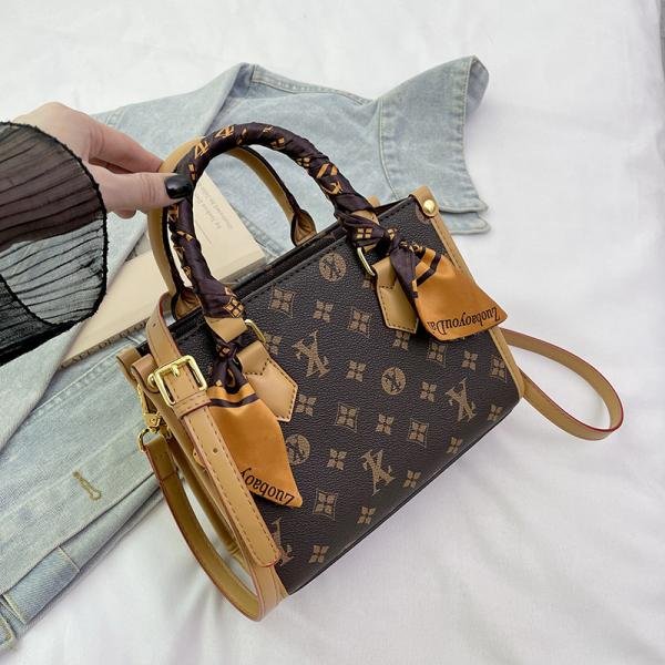 Sac fourre-tout femme en cuir PU – bandoulière & poignée, style monogramme