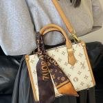 Sac fourre-tout femme en cuir PU – bandoulière & poignée, style monogramme